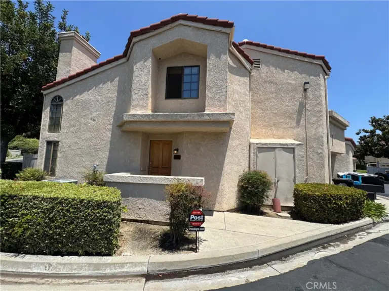 2837 Onyx, West Covina