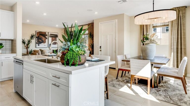 2853 E Amberley Privado, Ontario