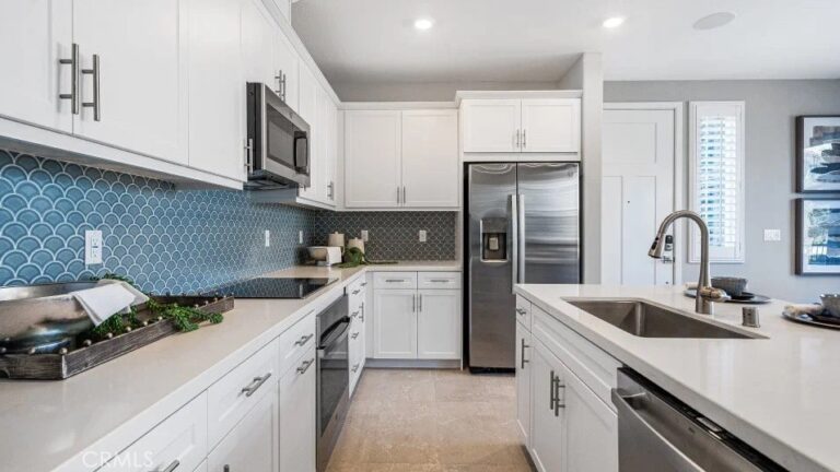2863 E Amberley Privado, Ontario
