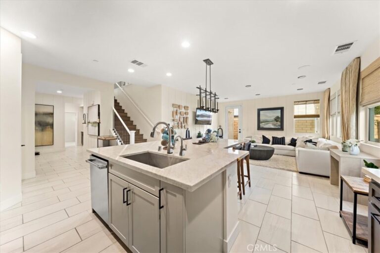 2904 E Merritt Paseo, Ontario