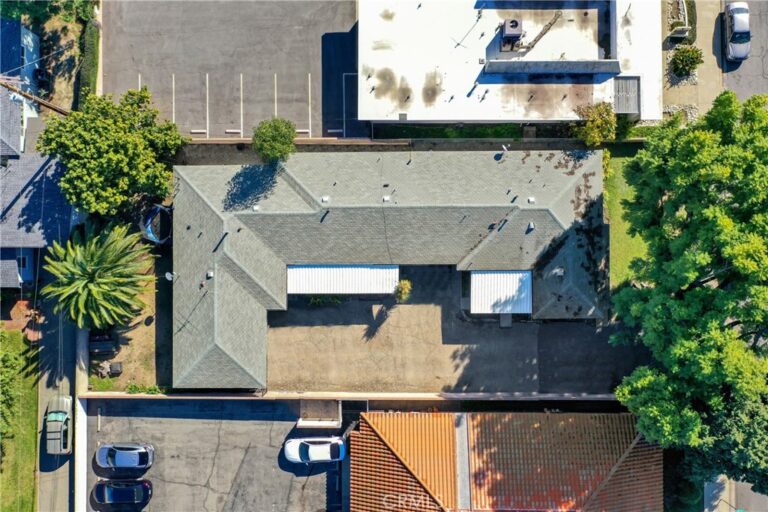 291 W Artesia, Pomona