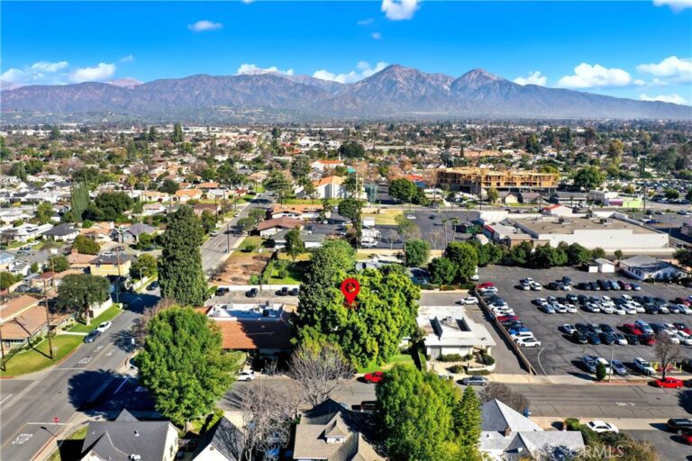 291 W Artesia, Pomona