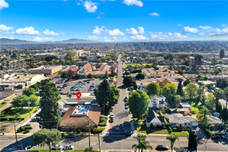 291 W Artesia, Pomona