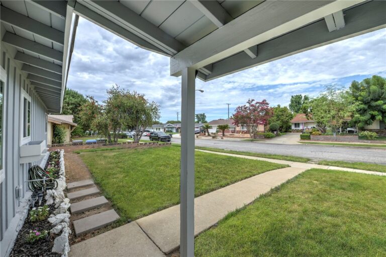 2946 Gladstone Street, Pomona