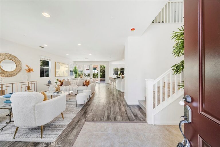 2991 E Via Corvina, Ontario