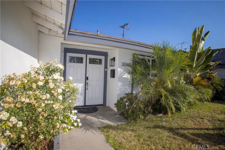 3040 La Puente, West Covina