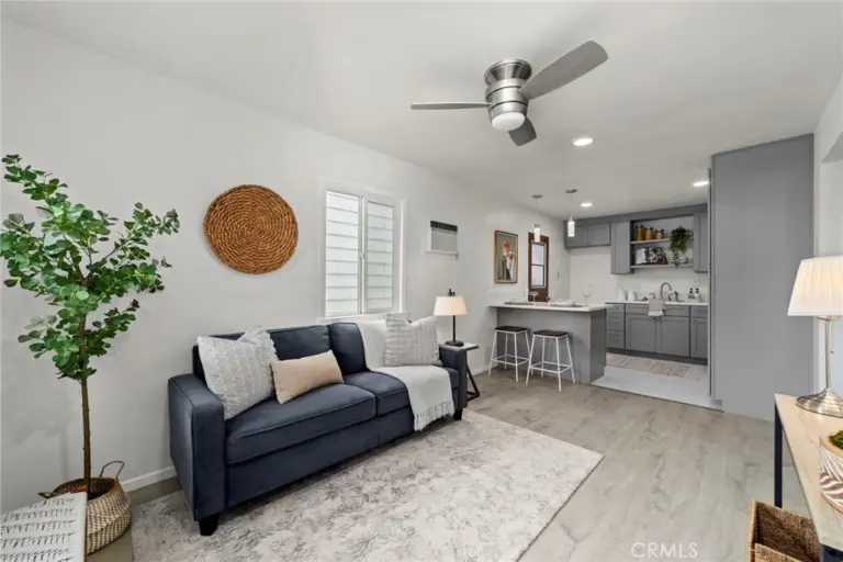 308 N Pasadena Avenue, Azusa