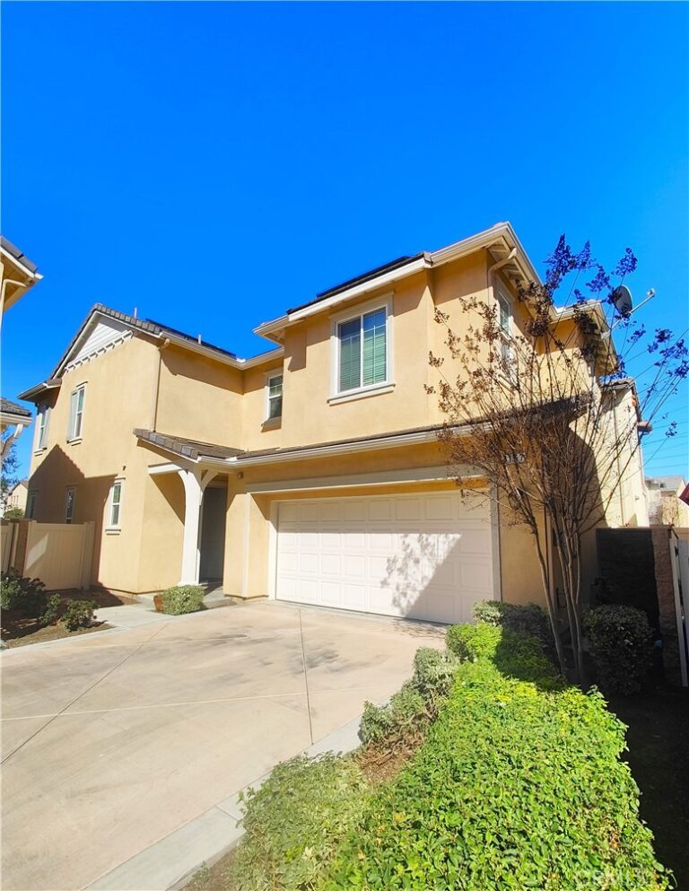 3157 E Chip Smith Way, Ontario