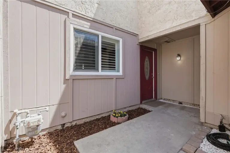 321 W Hermitage, Azusa