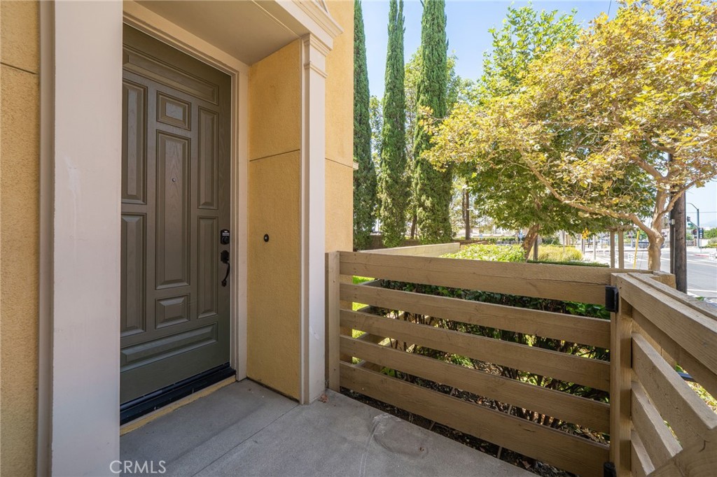 323 S Glendora Avenue, Glendora