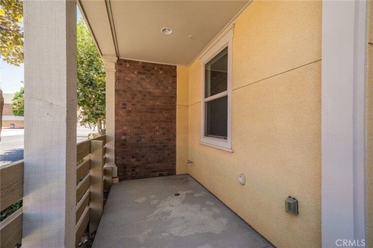 323 S Glendora Avenue, Glendora