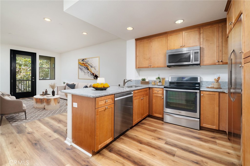 323 S Glendora Avenue, Glendora