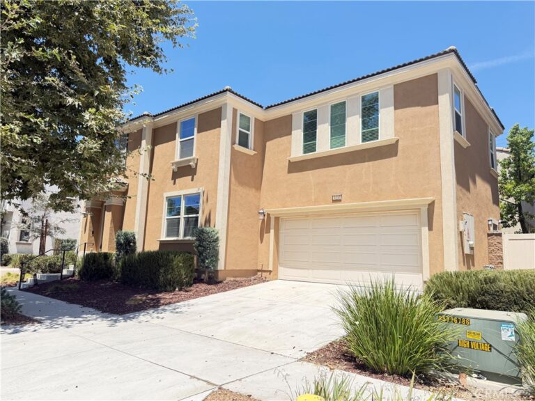 3237 East Mount Rainier Dr, Ontario
