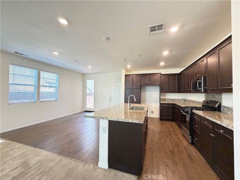 3237 East Mount Rainier Dr, Ontario