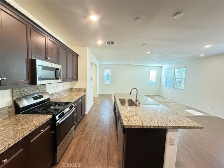 3237 East Mount Rainier Dr, Ontario