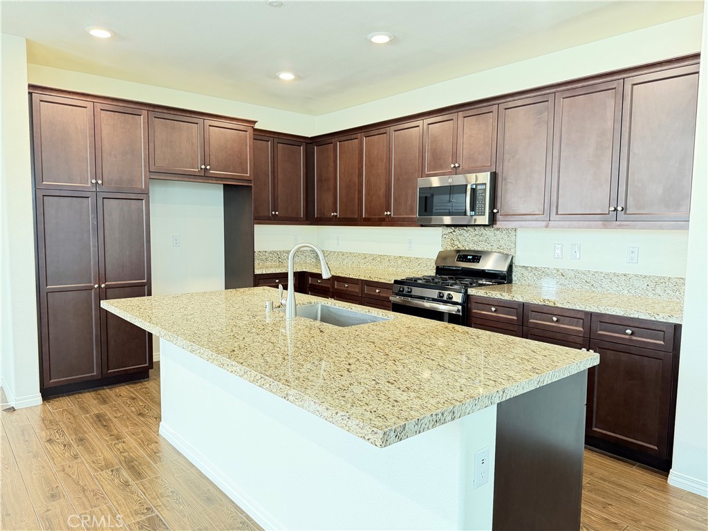 3237 East Mount Rainier Dr, Ontario