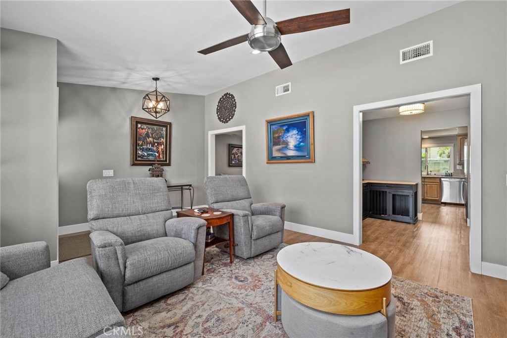 326 E Blue Jay, Ontario