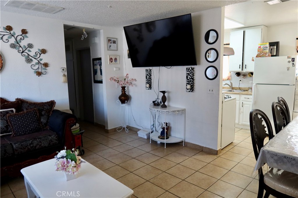 329 E Belmont, Ontario