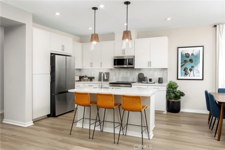 3310 South Ruby Paseo, Ontario