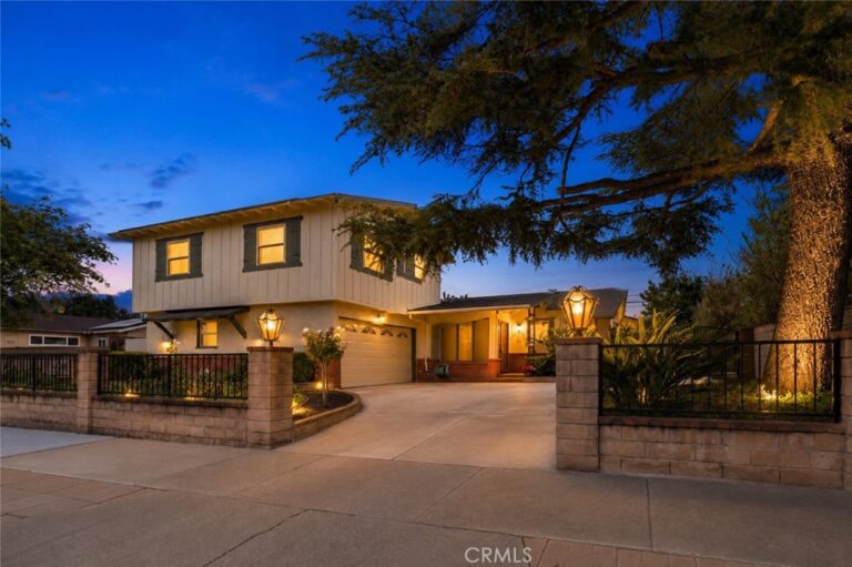333 W Newburgh Street, Glendora