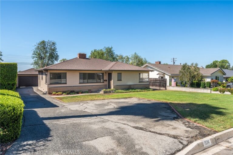 334 W Virginia, Glendora