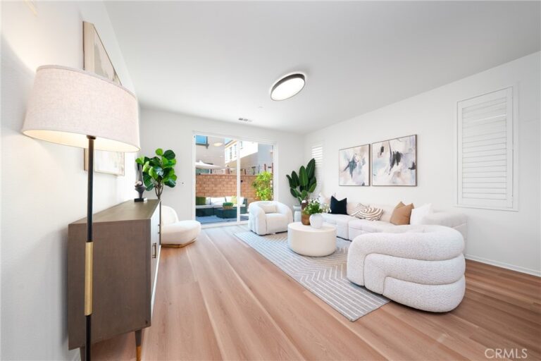 3429 E E Paraduxx Privado, Ontario