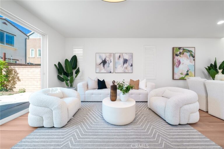 3429 E E Paraduxx Privado, Ontario