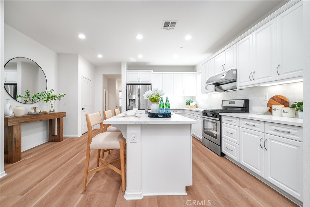 3429 E E Paraduxx Privado, Ontario