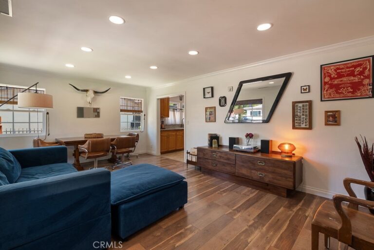 346 W Artesia, Pomona