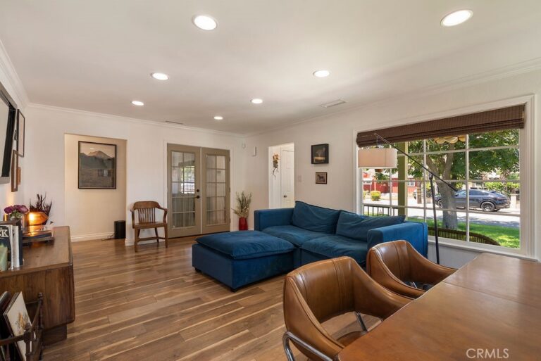 346 W Artesia, Pomona