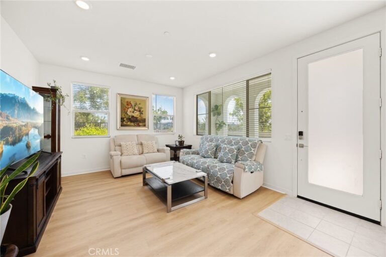3620 E Peckham Paseo #1, Ontario
