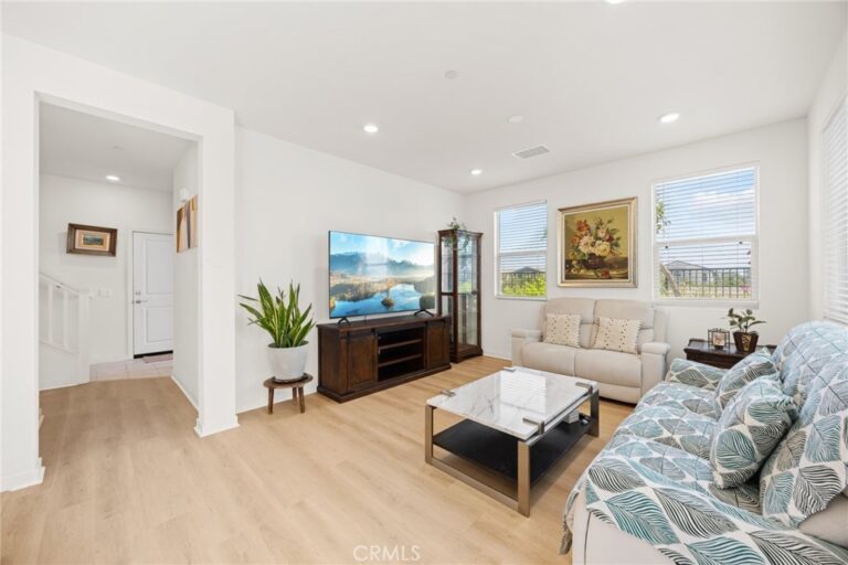 3620 E Peckham Paseo #1, Ontario