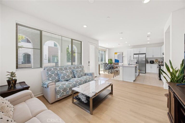 3620 E Peckham Paseo #1, Ontario