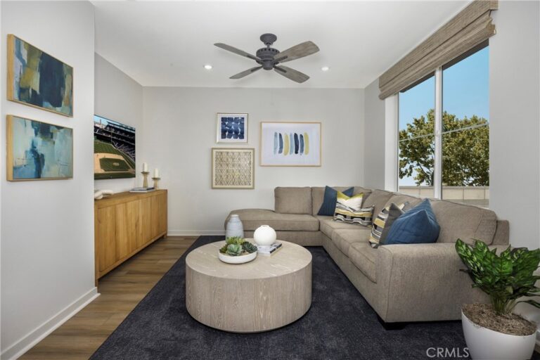 3660 S. Eichler Paseo #4, Ontario