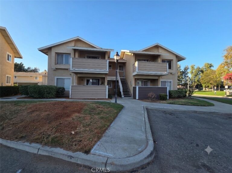 3707 Oak Creek Drive #A, Ontario
