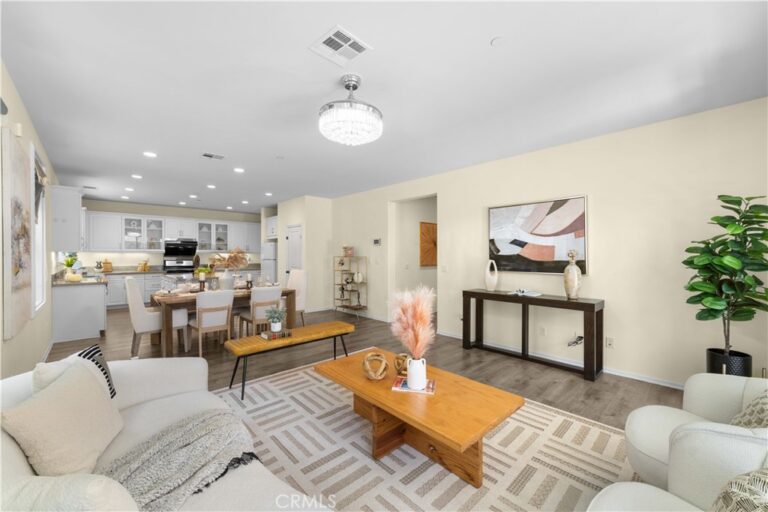 3830 S Silver Oak, Ontario