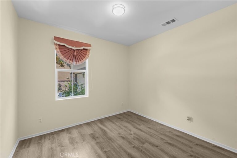 3830 S Silver Oak, Ontario