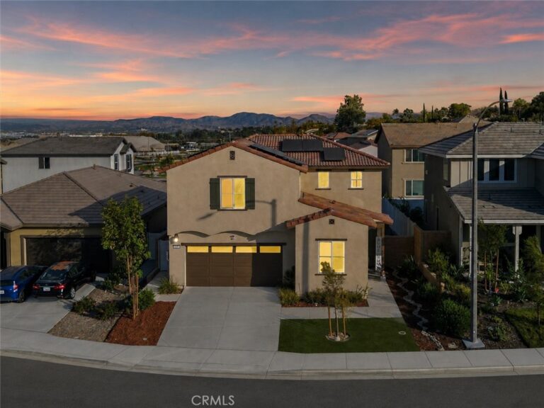 385 Cachuma Court, Rialto