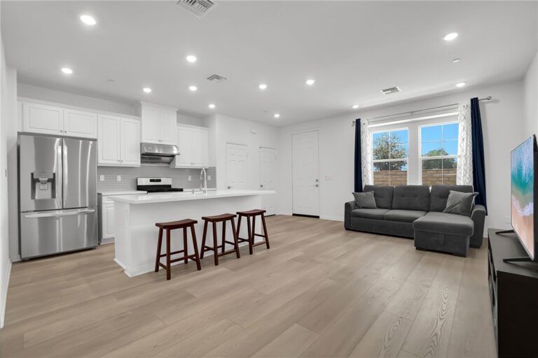 3909 E Carmel Privado, Ontario