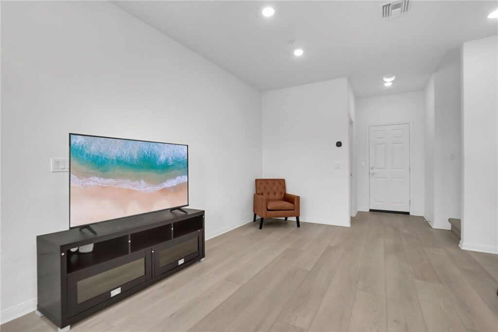 3909 E Carmel Privado, Ontario