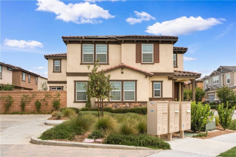 3929 E La Jolla Street, Ontario