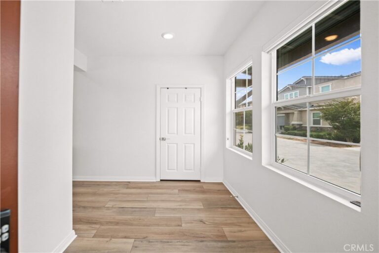 3929 E La Jolla Street, Ontario