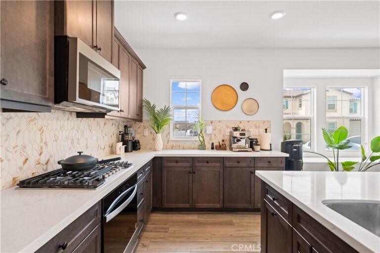 3929 E La Jolla Street, Ontario