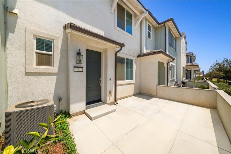 4016 E Peony Paseo unit #4, Ontario
