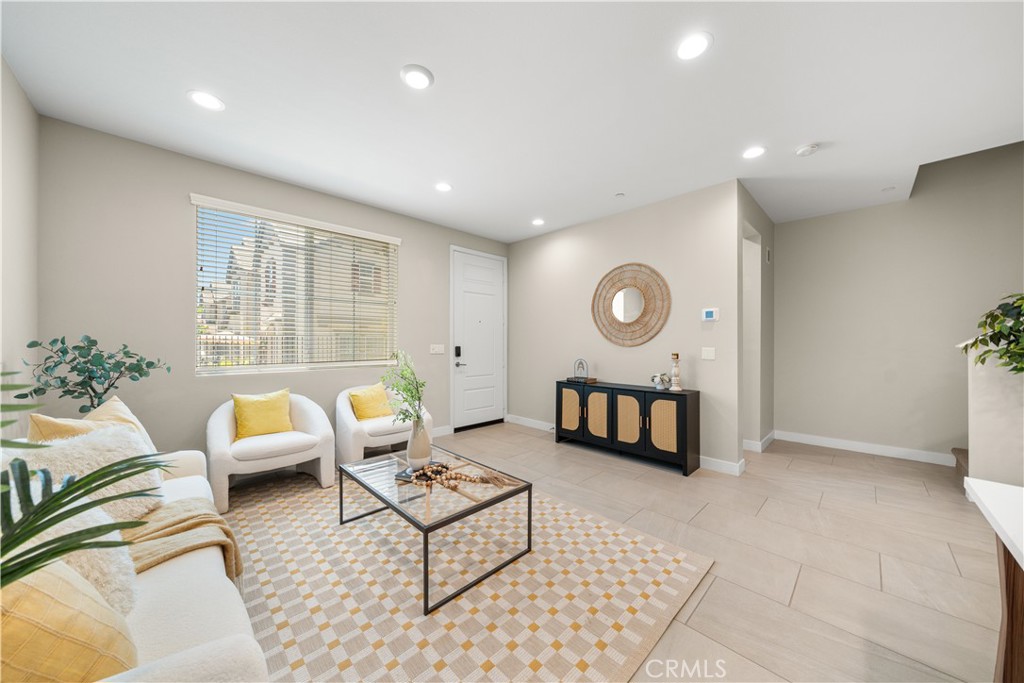 4016 E Peony Paseo unit #4, Ontario