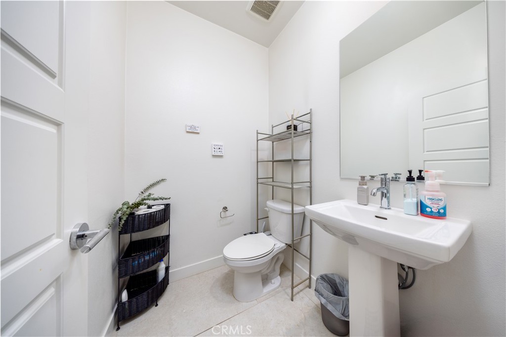 4036 E Peony Paseo #10, Ontario
