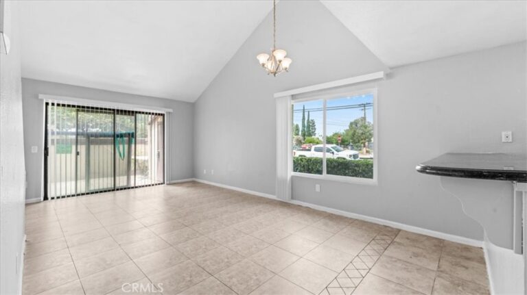 406 N Imperial #D, Ontario