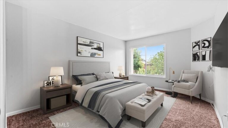 406 N Imperial #D, Ontario