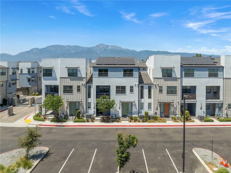 4085 E Liliana Paseo #69, Ontario