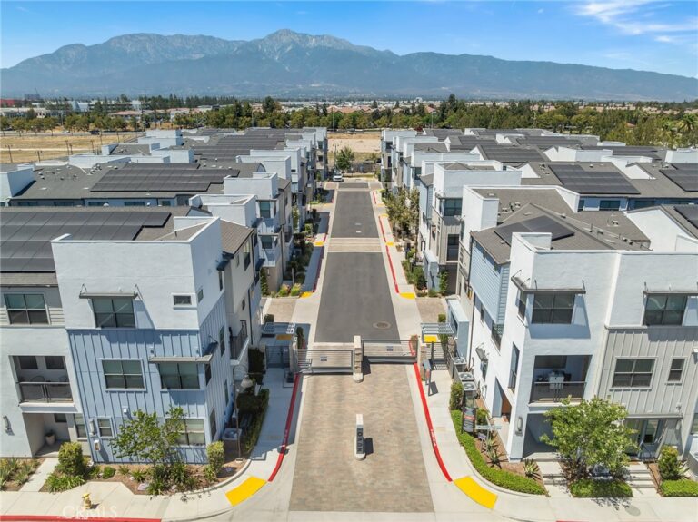 4085 E Liliana Paseo #69, Ontario